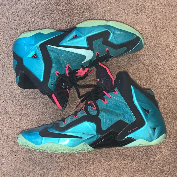 Nike Lebron 11 South Beach - Picture 2 of 5